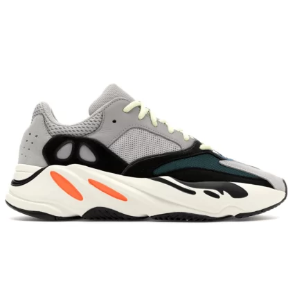 Adidas Yeezy Boost-700